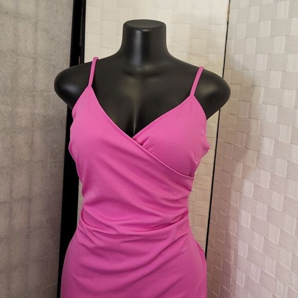 BRAN NEW DEREK HEART SPAGHETTI ASYMMETRIMINIC  WOMEN'S V-NECK MINI DRESS - Picture 10 of 15